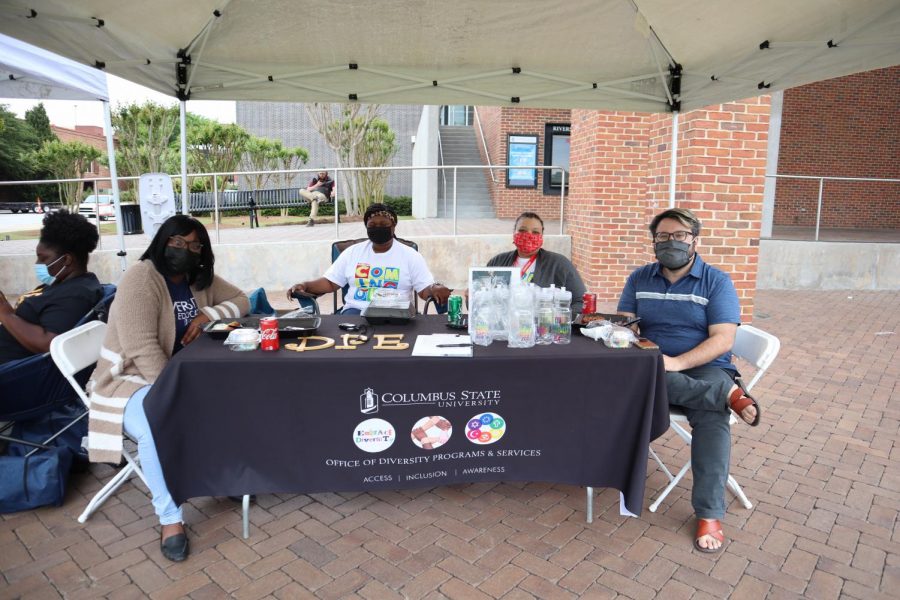 Photo of CSU Pride event table by Vinh Huynh.